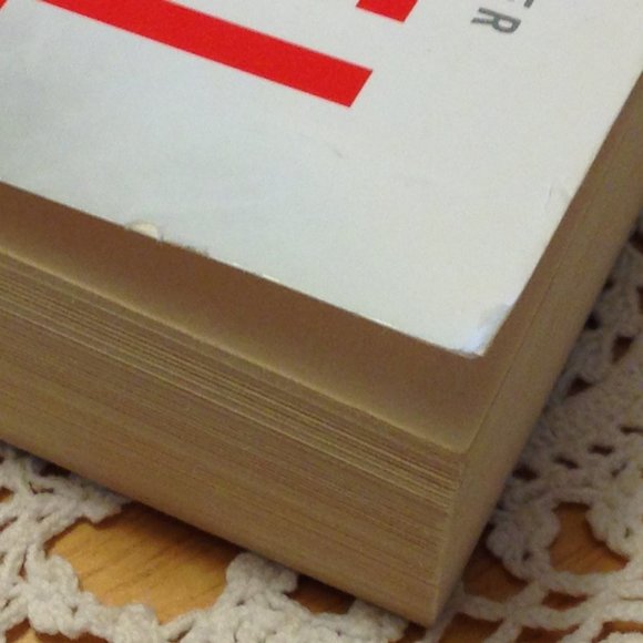 3 for $10 book sale! Murder Mystery - The burning room, Connelly - Picture 5 of 7